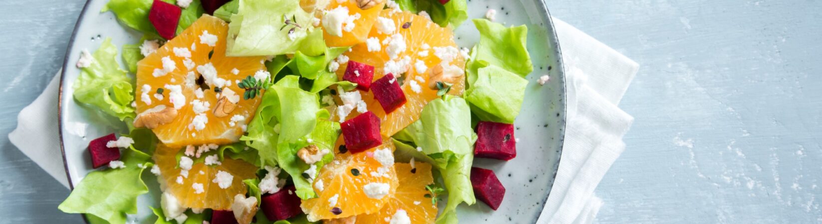 Endiviensalat mit Mandarine, rote Bete und Feta