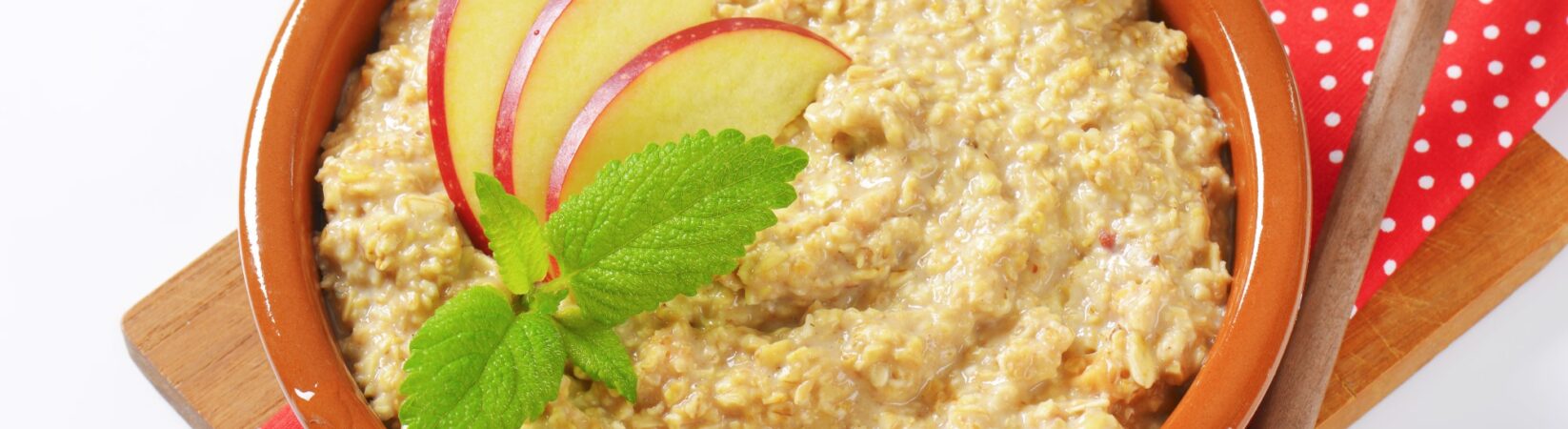 Porridge mit Apfel