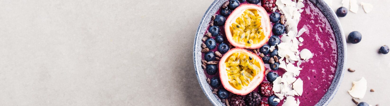 Blaubeer-Smoothie-Bowl