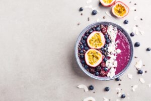 Blaubeer-Smoothie-Bowl