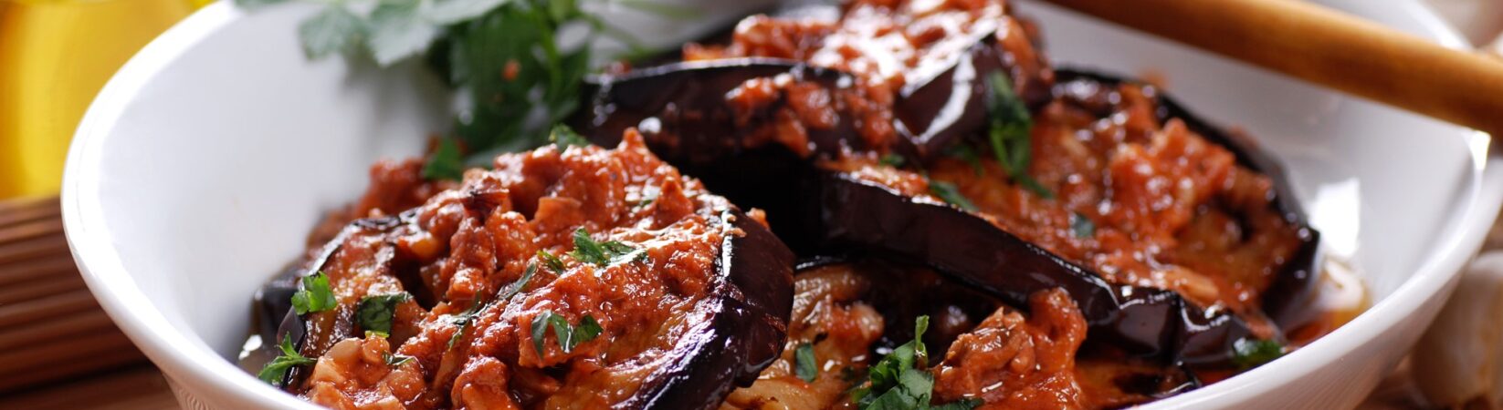 Aubergine gebacken mit Tomatensauce