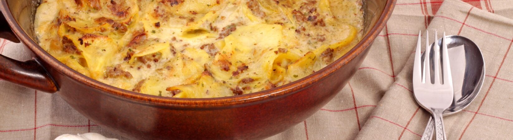 Champignon-Auflauf mit Kartoffeln und Soja-Hackfleisch