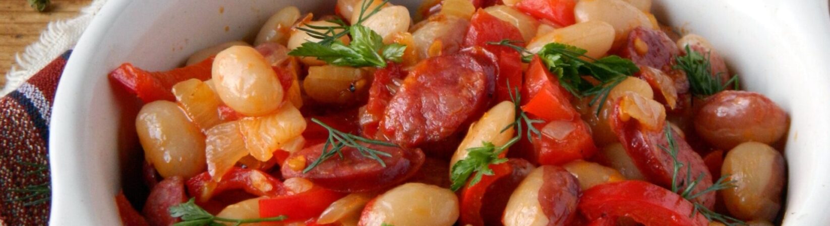 Bohneneintopf mit Chorizo und Paprika