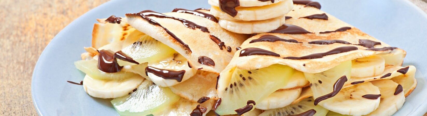 Crêpe mit Banane und Kiwi