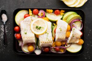 Rotbarschfilet mit Gemüse aus dem Backofen