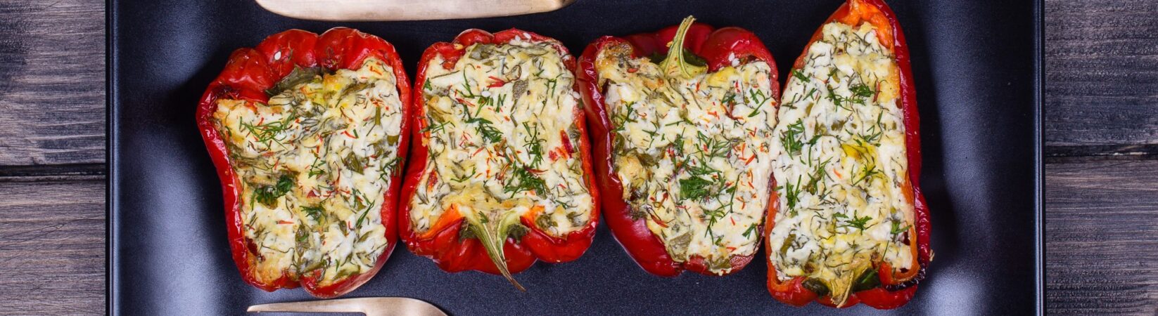 Gefüllte Paprika mit Quinoa, Mangold und Ingwer