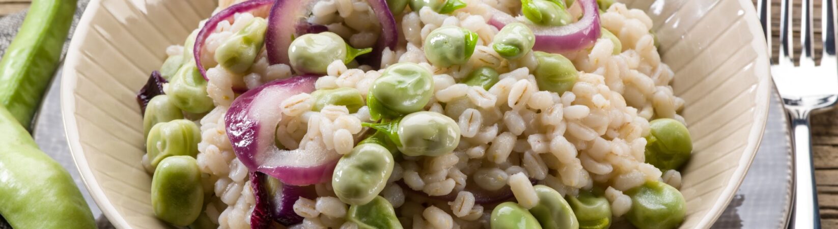 Risotto mit Edamame und roten Zwiebeln