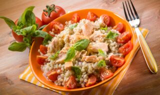 Risotto mit Lachsforelle und Tomaten