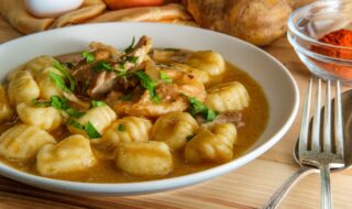 Gnocchi mit Hähnchen und Bohnensalat