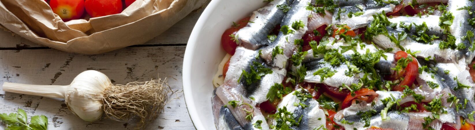 Heringssalat mit Tomaten und Zwiebeln