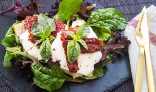 Salat-Burger mit Pute und Champignons