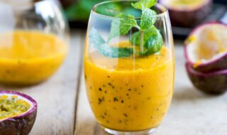 Maracuja-Bananen-Smoothie Maracuja-Bananen-Smoothie