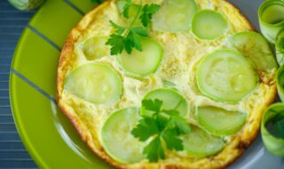 Zucchini-Omelett Zucchini-Omelett
