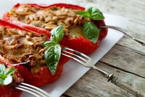 Paprika gefüllt mit Thunfisch