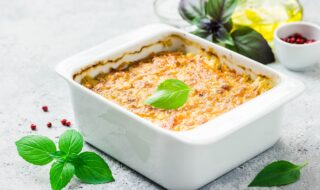 Kohlrabi-Auflauf mit Kartoffeln und Hackfleisch