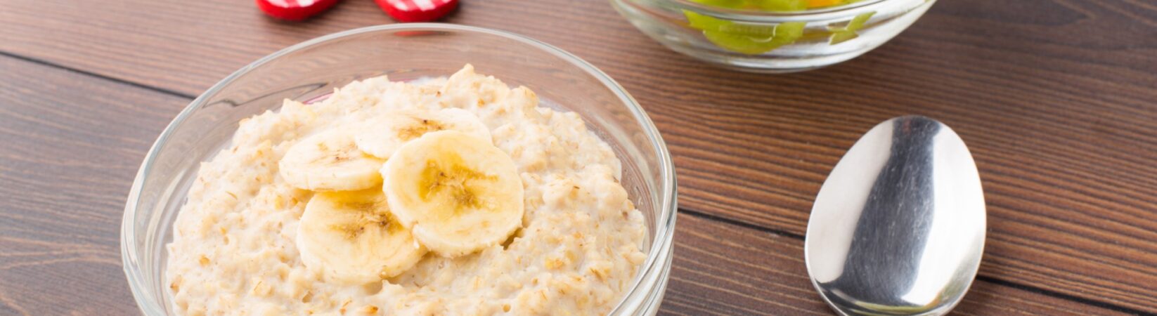 Porridge mit Apfel und Banane