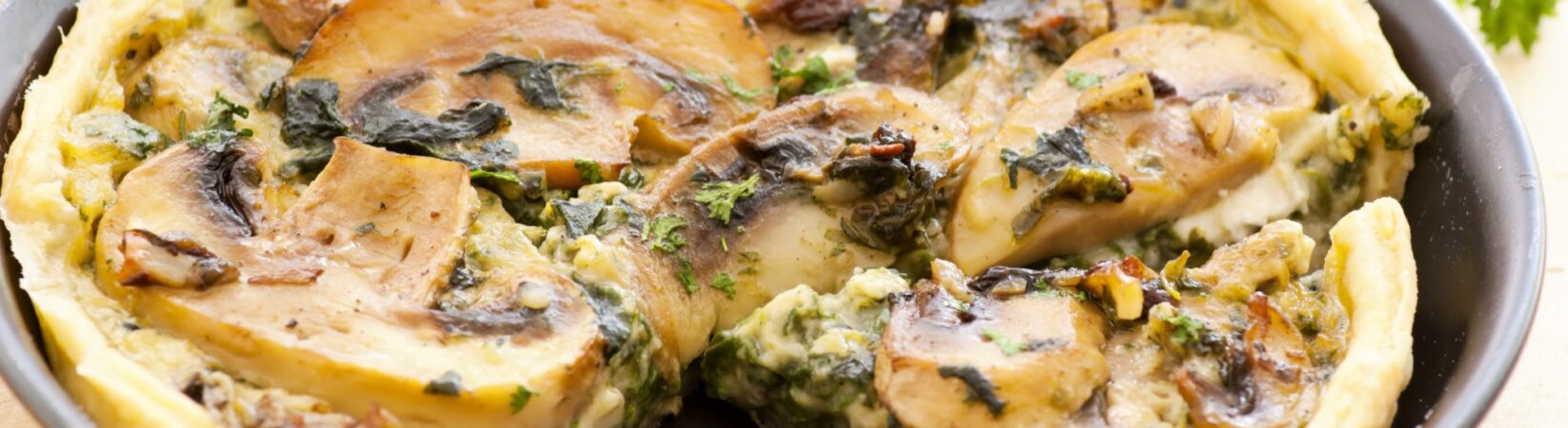 Süßkartoffelquiche mit Champignons und Spinat