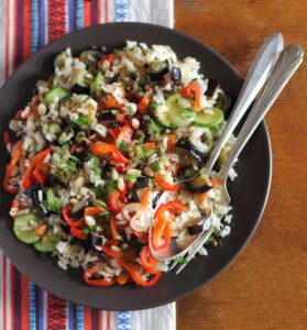 Reispfanne mit Zucchini, Paprika und Aubergine