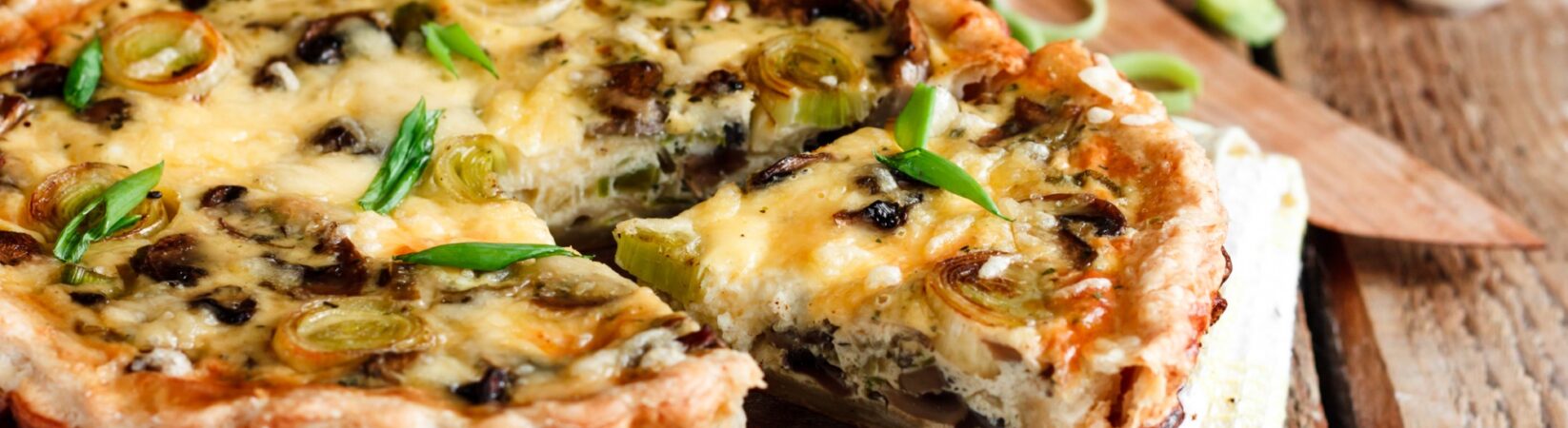 Vegetarische Quiche mit Lauch und Champignons