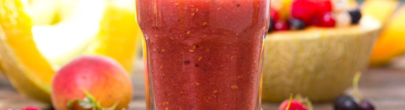 Pfirsich-Beeren-Smoothie