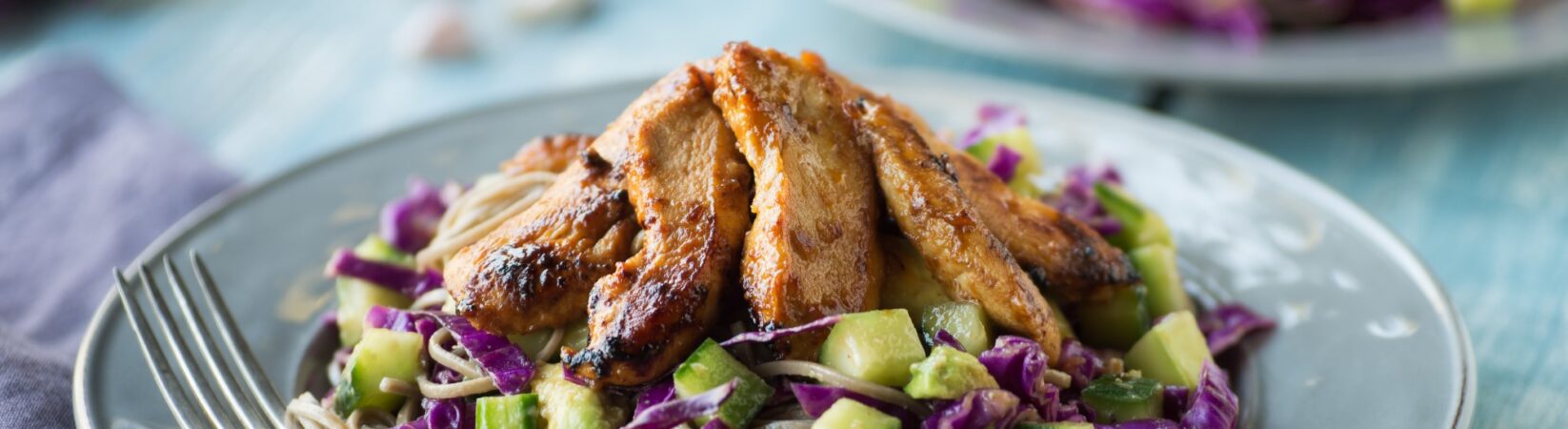 Spaghettisalat mit Teriyaki-Huhn