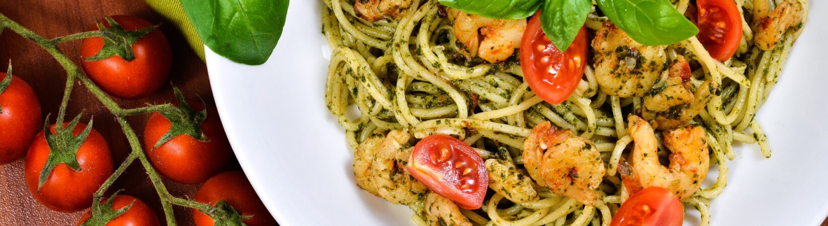 Spaghetti mit Garnelen, Tomaten und Pesto