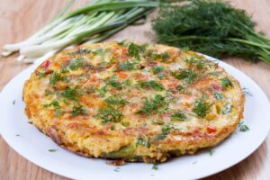 Tortilla mit grünen Bohnen, Kichererbsen und Frühlingszwiebel