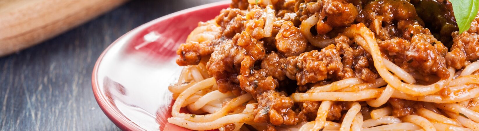 Vollkornspaghetti mit Hackfleisch und Aubergine